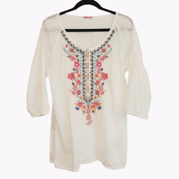 Johnny Was Tops - Johnny Was White Embroidered Blouse button v Neck size Medium